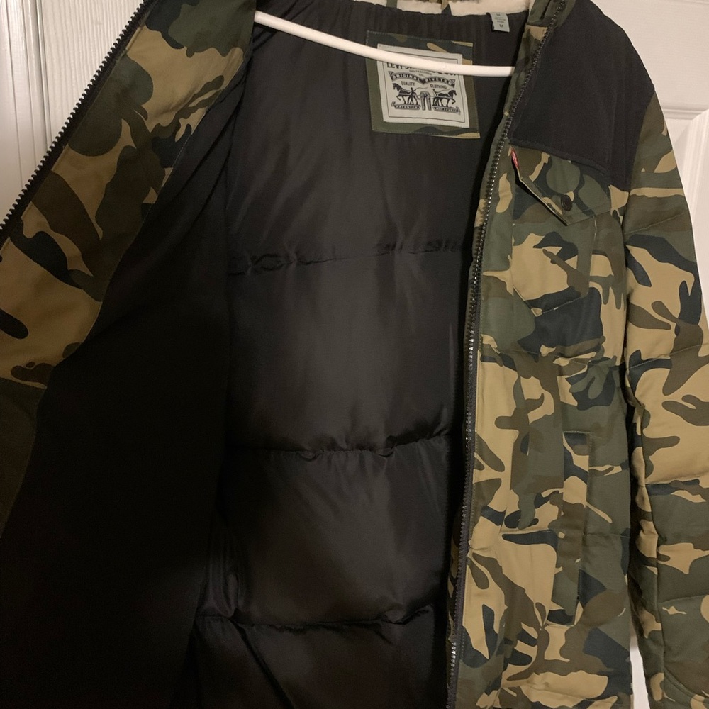 Levi camo jacket - Picture 2 of 3